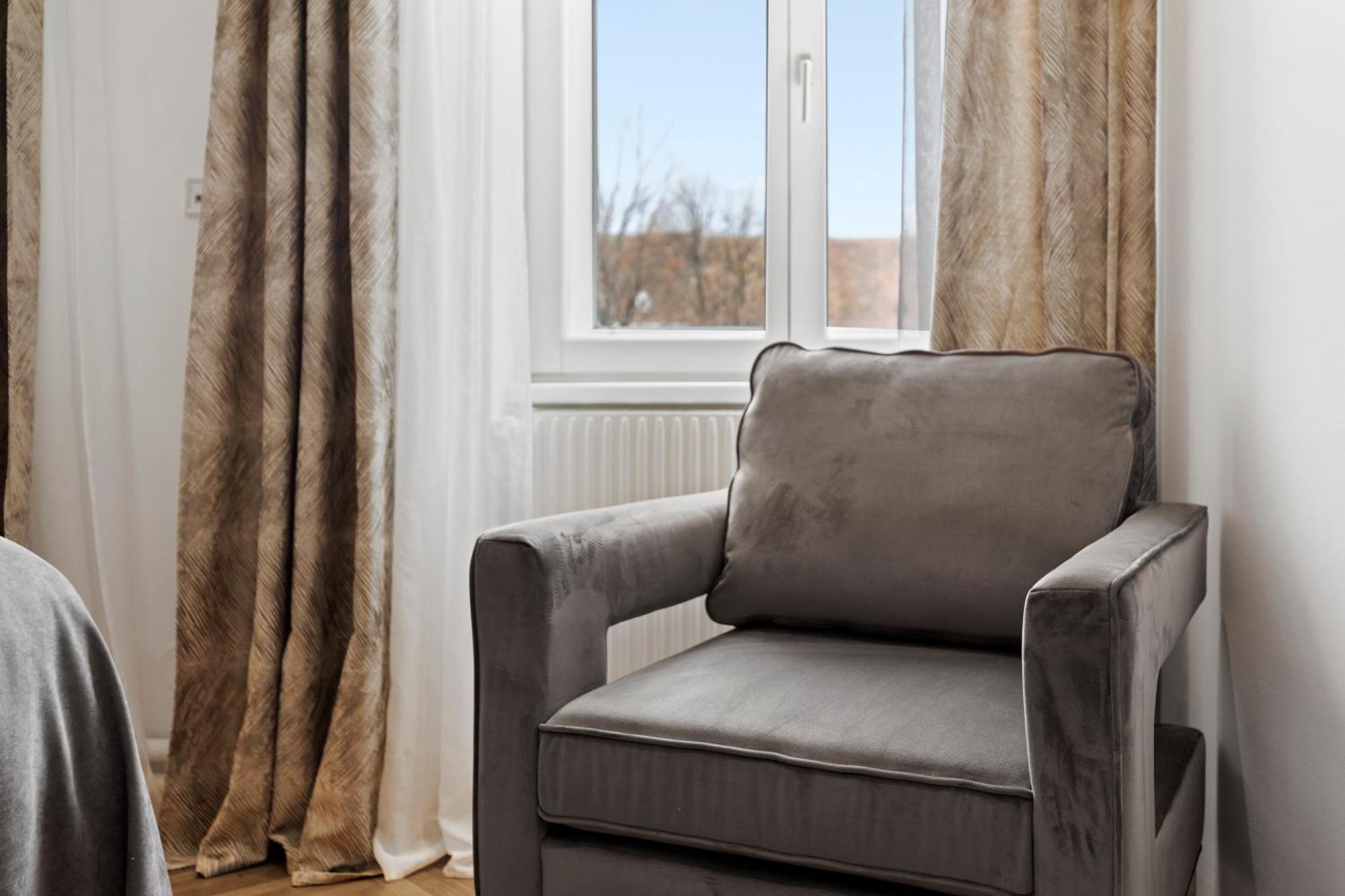 Sgrafit Apartments - Self Check-In Retz Zewnętrze zdjęcie