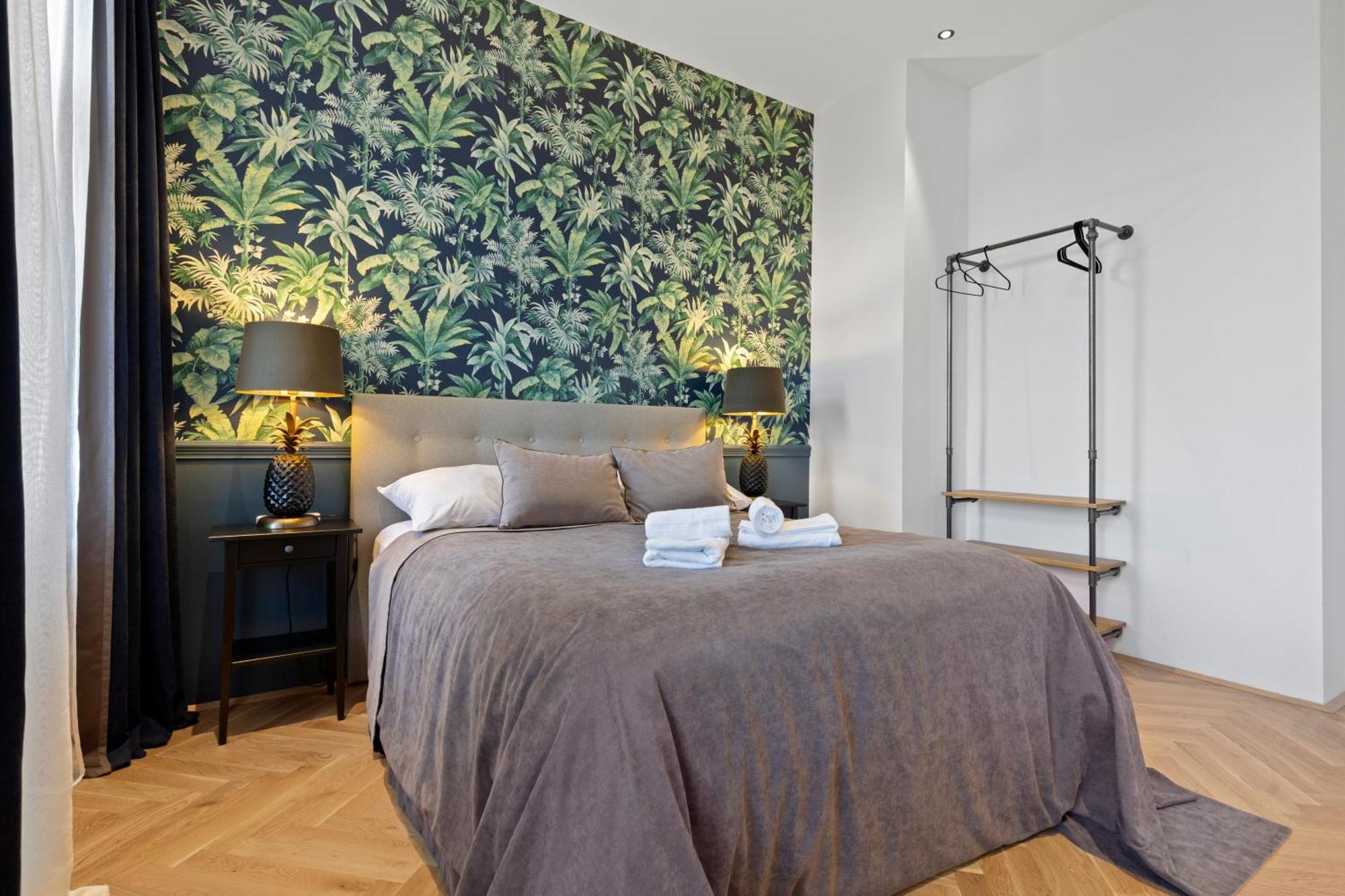 Sgrafit Apartments - Self Check-In Retz Zewnętrze zdjęcie