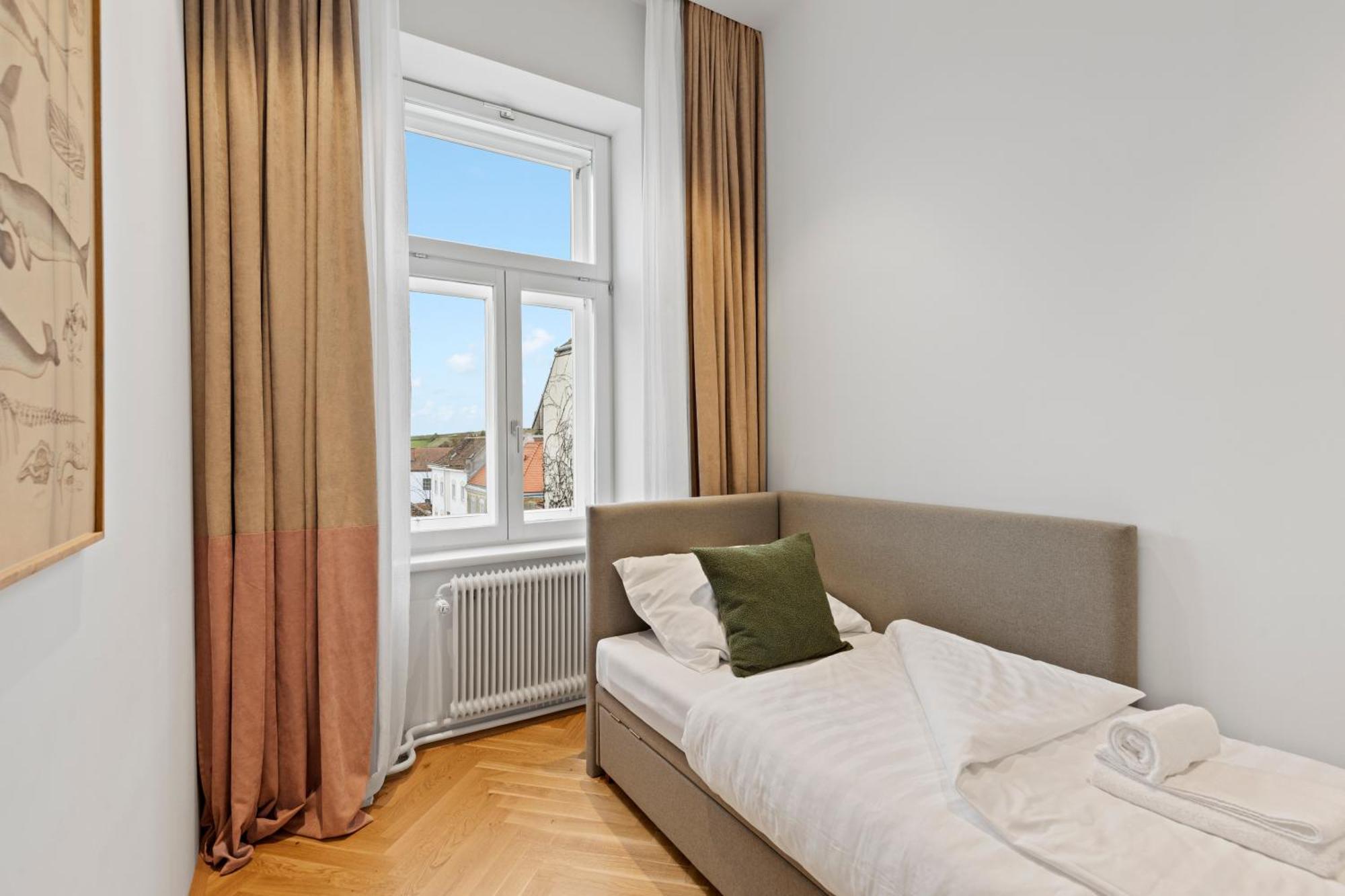 Sgrafit Apartments - Self Check-In Retz Zewnętrze zdjęcie
