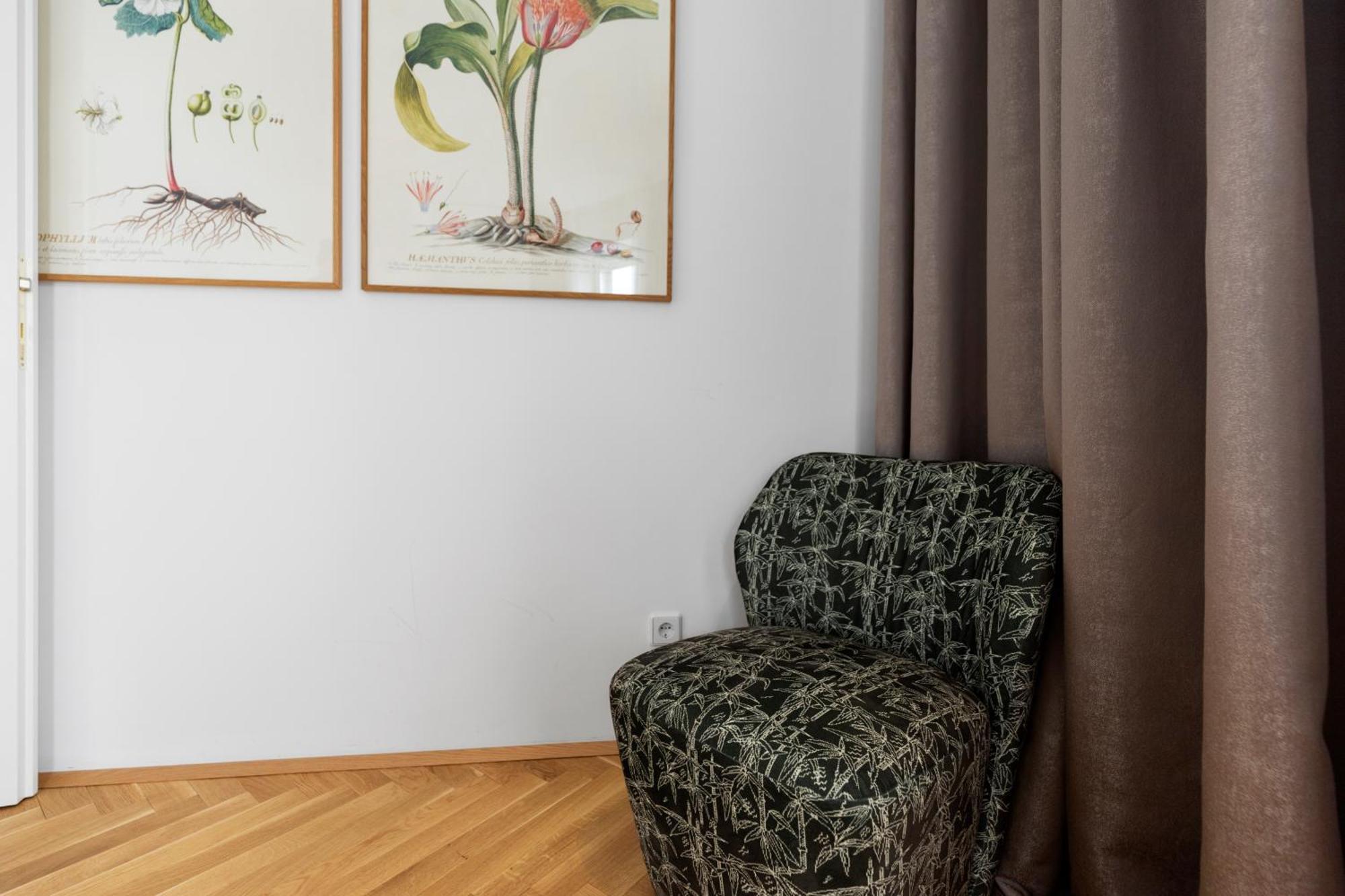 Sgrafit Apartments - Self Check-In Retz Zewnętrze zdjęcie